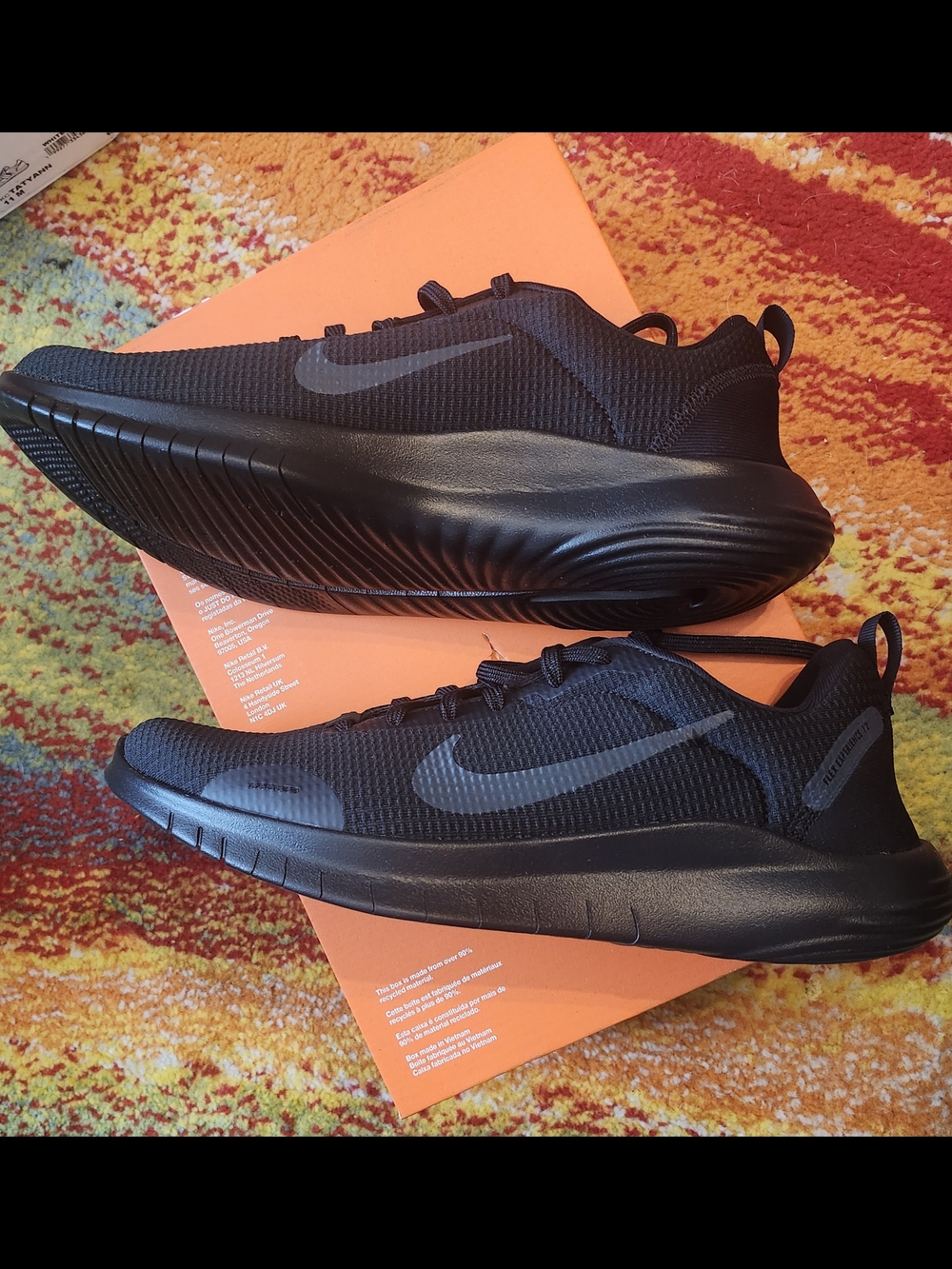 Womens Nike All-Black Running Shoes - Sleek Mesh Design-BRAND NEW